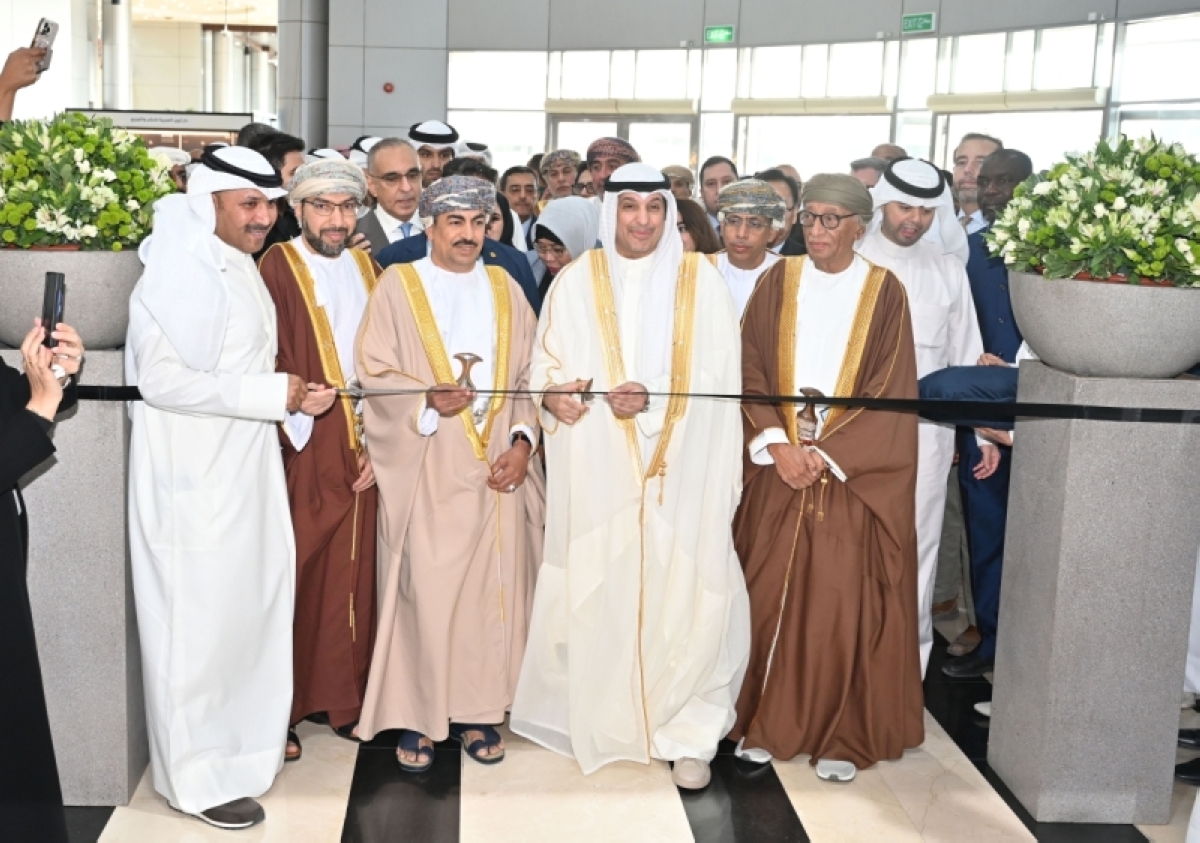 وزير الإعلام مُفتتحاً معرض الكويت الدولي للكتاب 