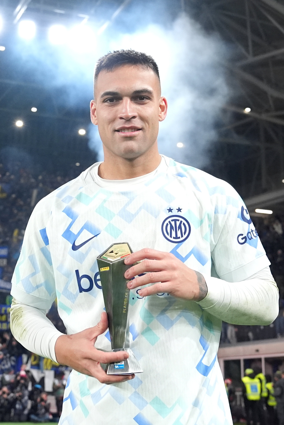 لاوتارو مارتينيز