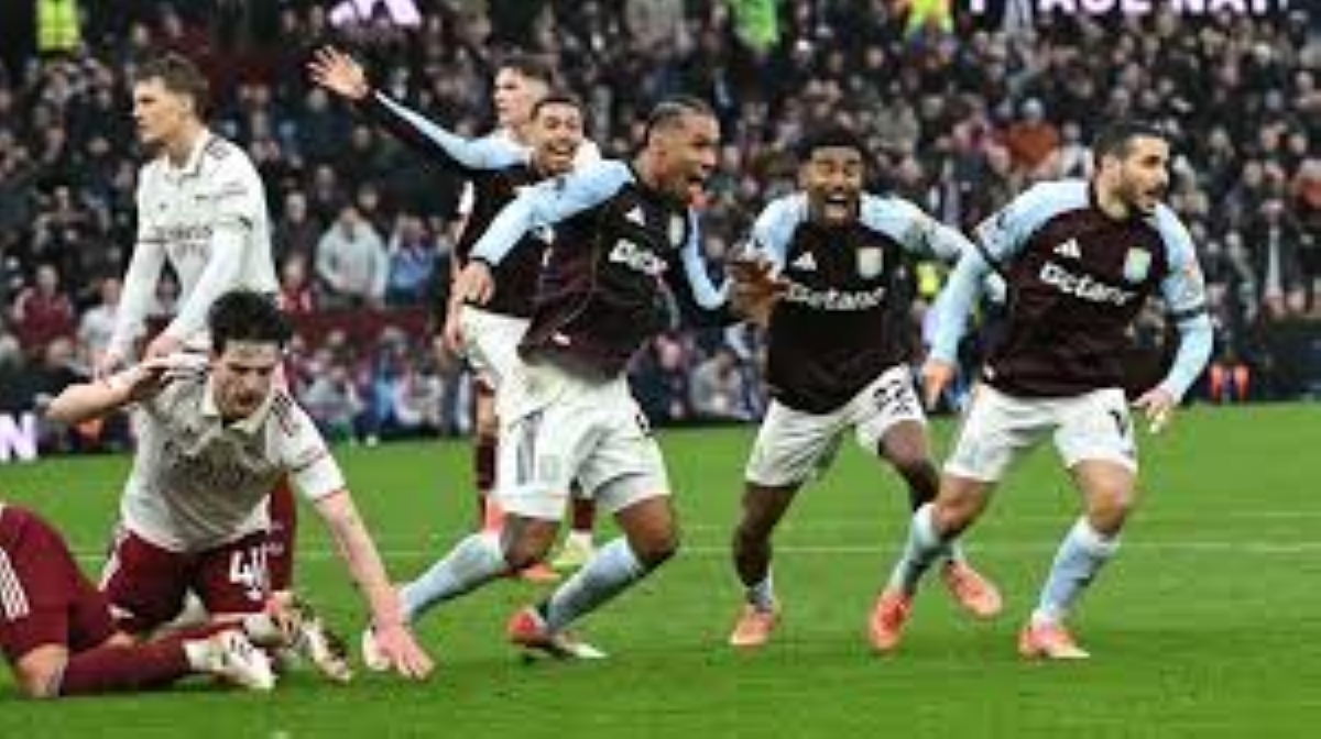 من مباراة أستون فيلا وأرسنال الأخيرة