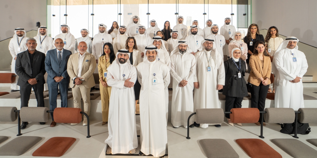 صورة جماعية للمشاركين في معسكر Data Champion