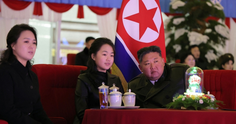 كوريا الشمالية.. ابنة كيم تزور ضريح العائلة لأول مرة 