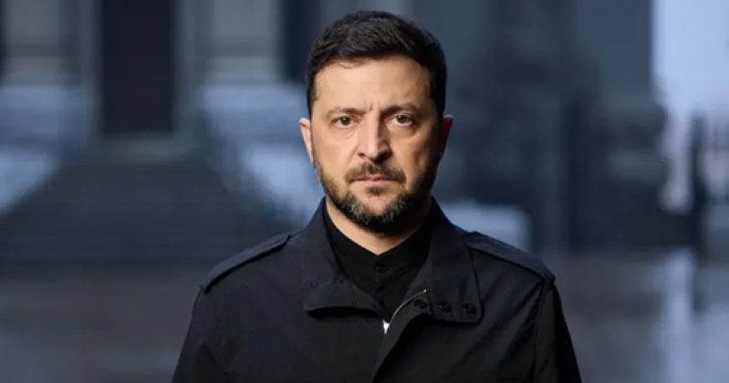 زيلينسكي يختار رئيس الاستخبارات العسكرية مديرا لمكتبه 