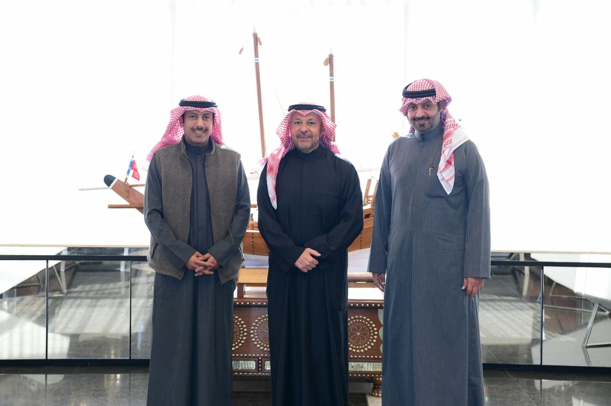 محافظ الفروانية مستقبلاً المرشاد والمرشد