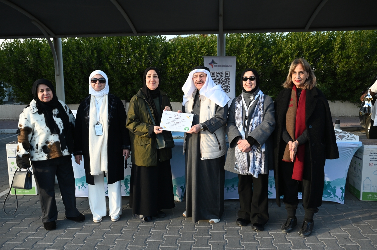 الوقيان متوسطا عدد من أهالي الضاحية