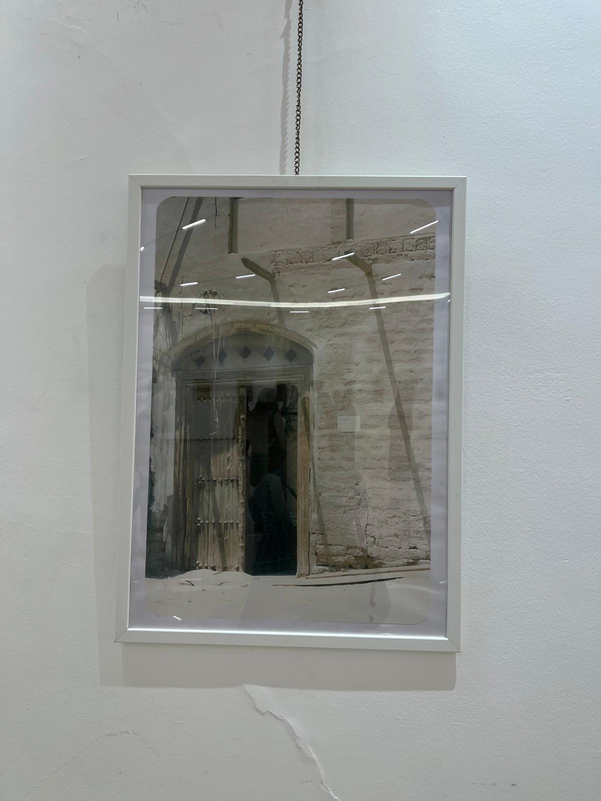 الأبواب تُصنع من خشب «التيك»