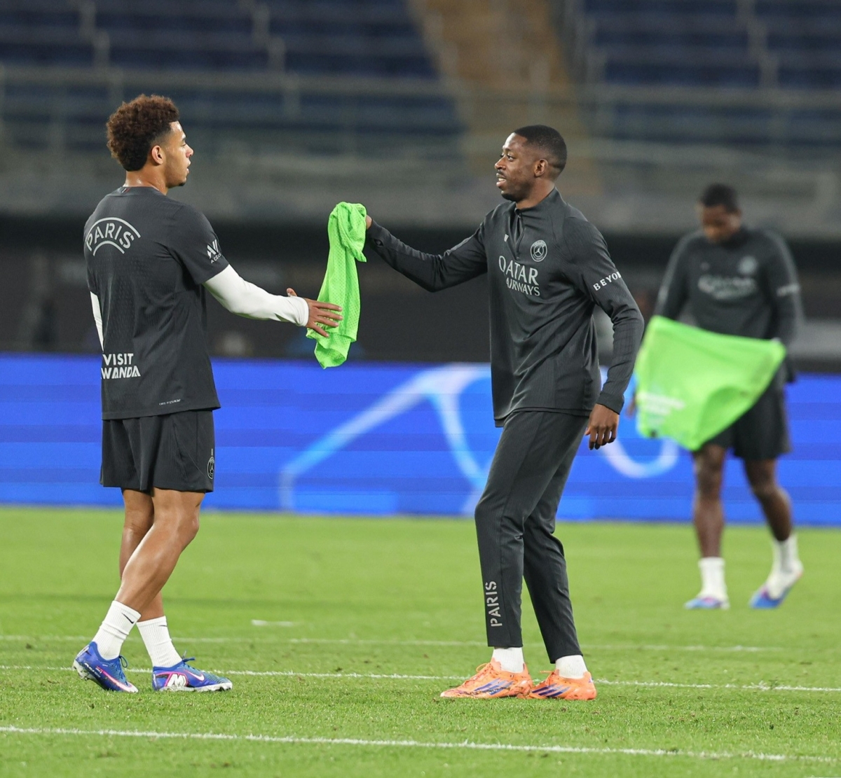 دمبيلي خلال المران