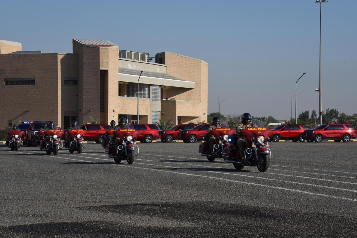 استعراض لموكب رسمي
