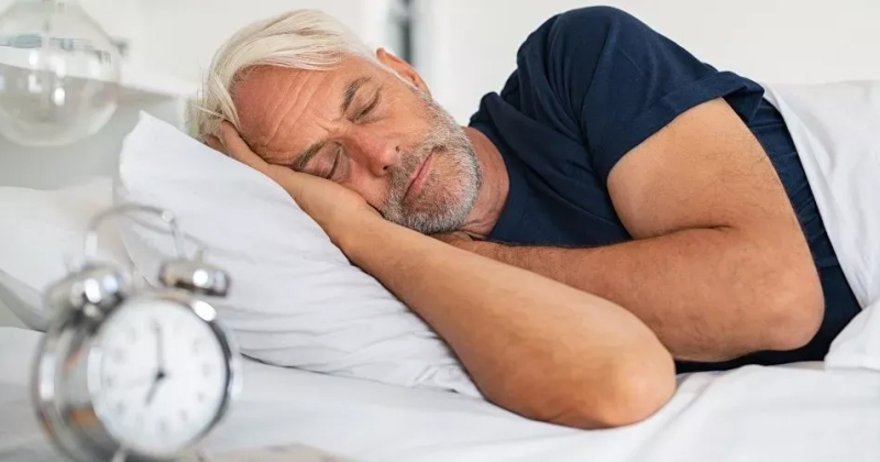 دراسة: توقيت نومك قد يرتبط بزيادة خطر الإصابة بالخرف 