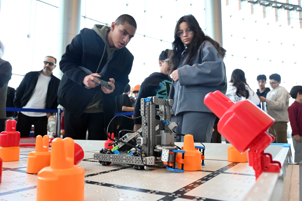 تركيز وترقب (تصوير: أسعد عبدالله)