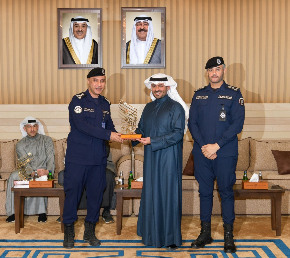 البدر يكرم مديرية أمن المحافظة 