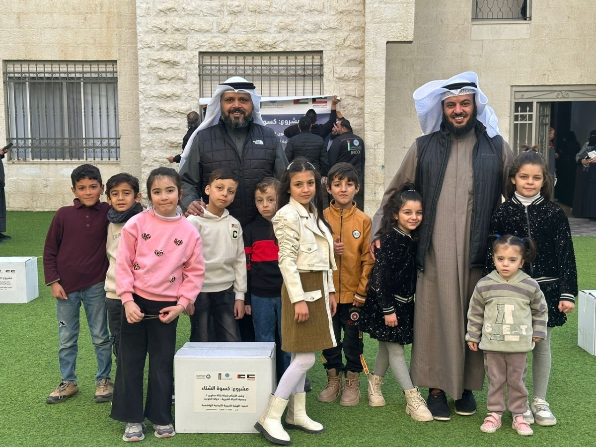 من مشروع توزيع كسوة الشتاء في الأردن