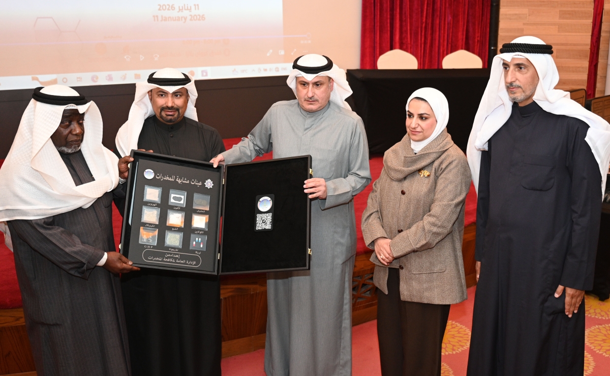 عرض لأنواع المخدرات المصنعة كيميائياً (تصوير نايف العقلة)