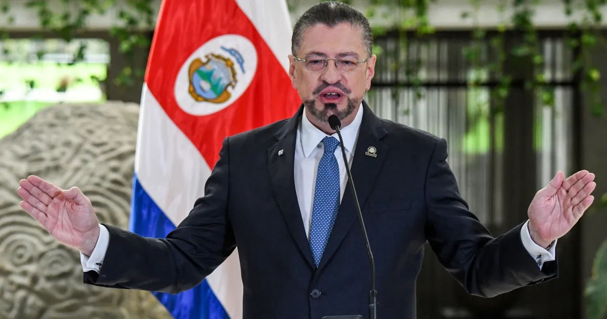 الرئيس الكوستاريكي رودريغو تشافيز 