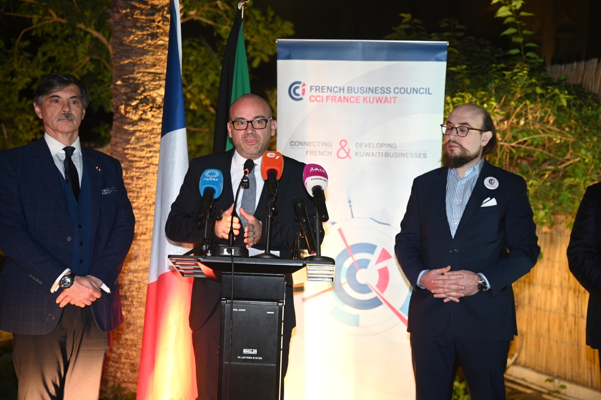 السفير الفرنسي يلقي كلمته (تصوير نايف العقلة)