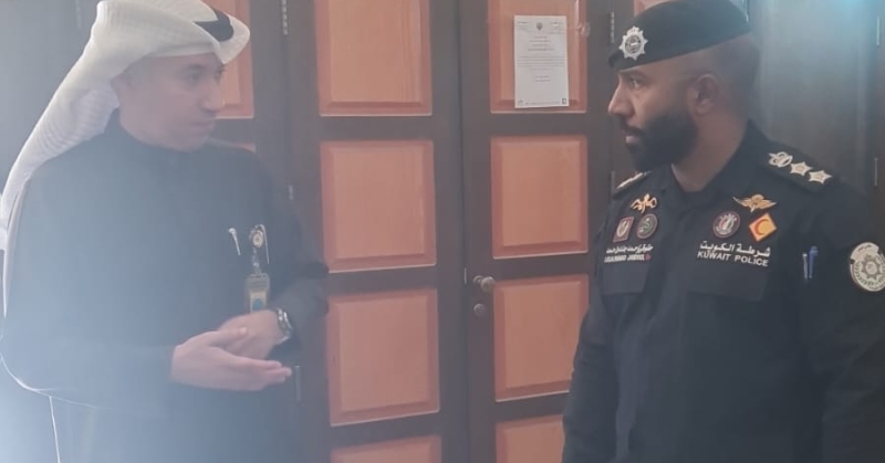 البلدية تخلي سوق إنجاز بالكامل 