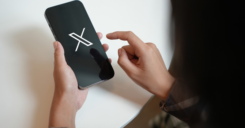 عودة «إكس» للعمل بعد تعطل واسع النطاق 