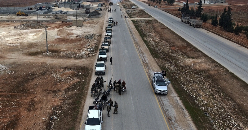الجيش السوري يعلن غرب الفرات منطقة عسكرية مغلقة 