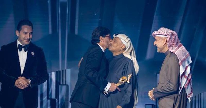 الدوغجي لـ«الراي»: تكريمي في «JOY AWARDS» وسام اعتزاز وتقدير للإعلام والفن الكويتي 