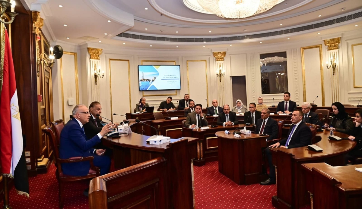 سويلم يتحدث أمام مجلس الشيوخ في القاهرة