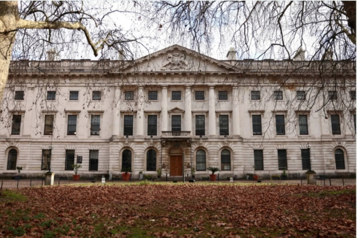 الموقع المقترح للسفارة الصينية الضخمة شرق لندن (رويترز)