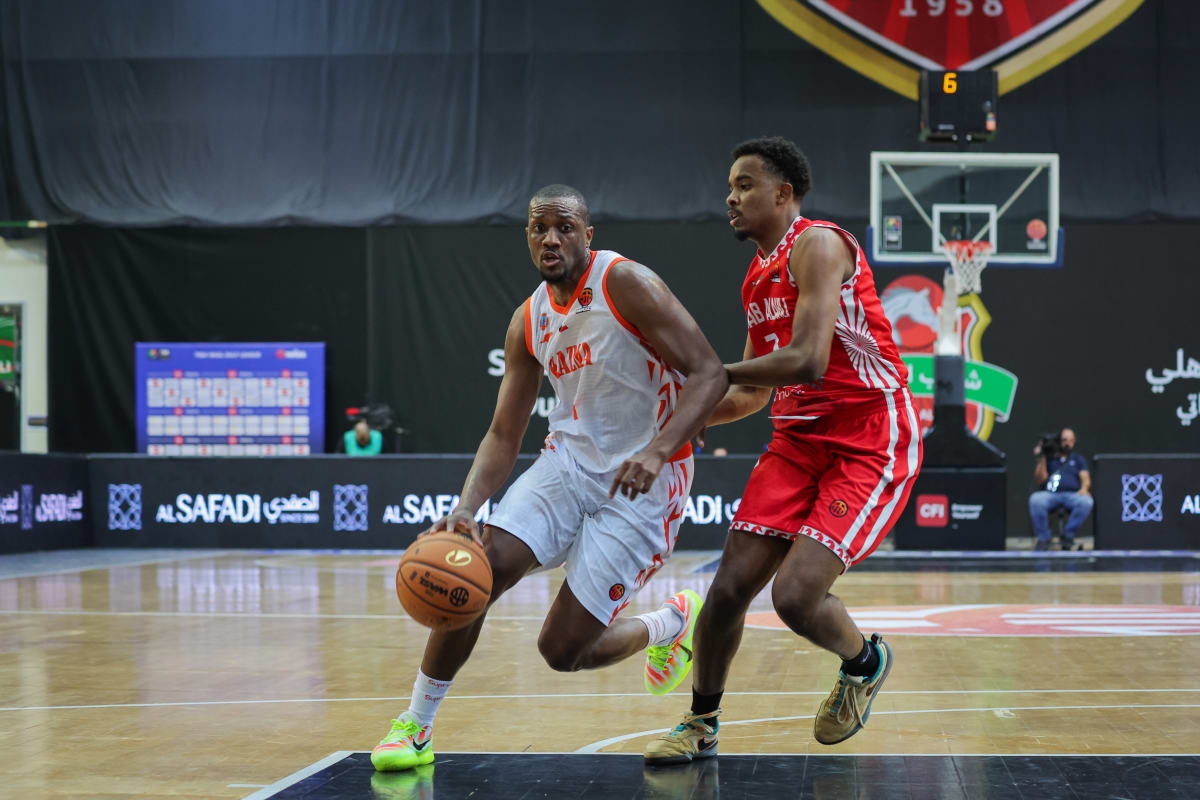 من مباراة كاظمة وشباب الأهلي