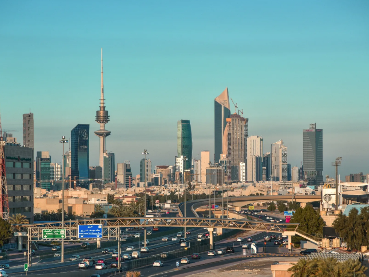 أصول الكويت الضخمة تحصّنها ضد الصدمات الاقتصادية