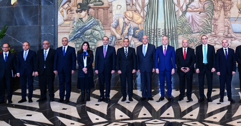 السيسي وترامب يتناولان في دافوس المُستجدّات وسبل تعزيز التعاون والتنسيق 