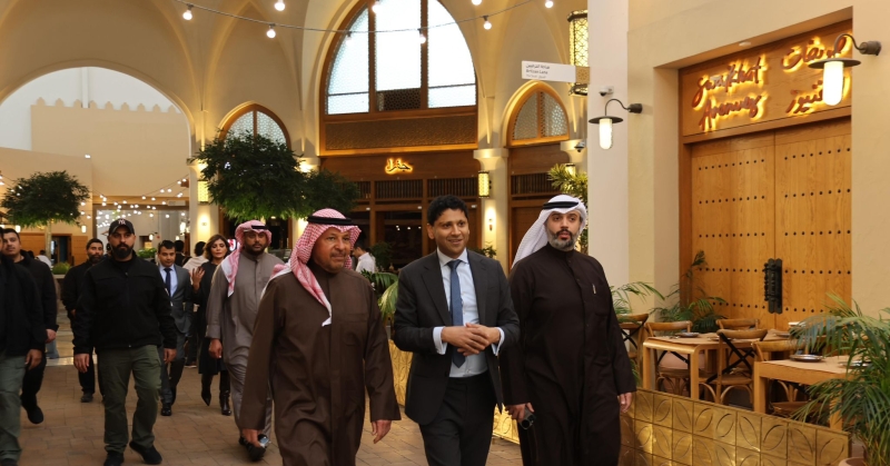 محافظ الفروانية يبحث استعدادات مساجدها لرمضان 