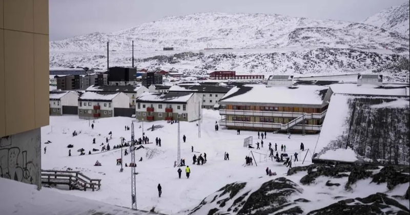 ترامب يحصل على «مناطق قواعد سيادية» في «غرينلاند» 
