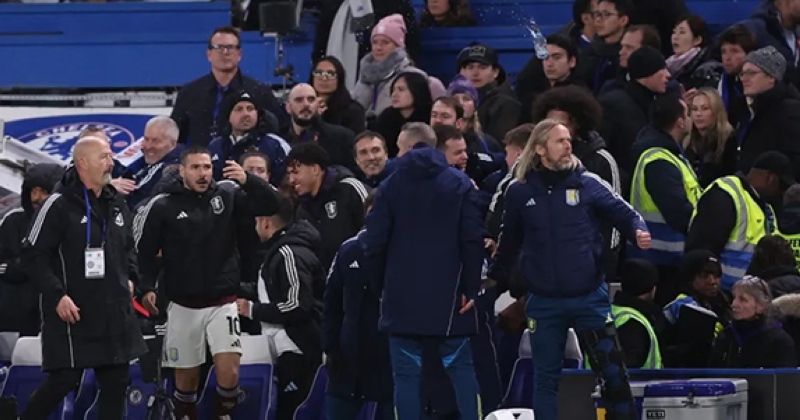 تغريم تشيلسي 150 ألف جنيه إسترليني بعد إلقاء زجاجة باتجاه مقاعد بدلاء فيلا 