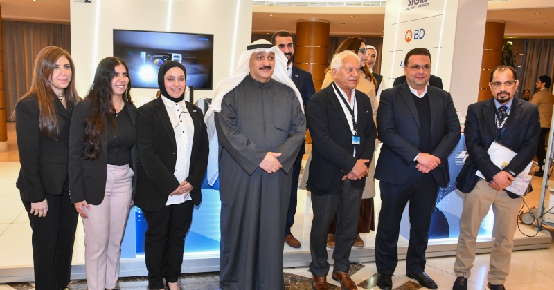 الكويت – وزير الصحة: ​​الجراحة الروبوتية ركيزة أساسية لمنظومة التطور الجراحي في الكويت