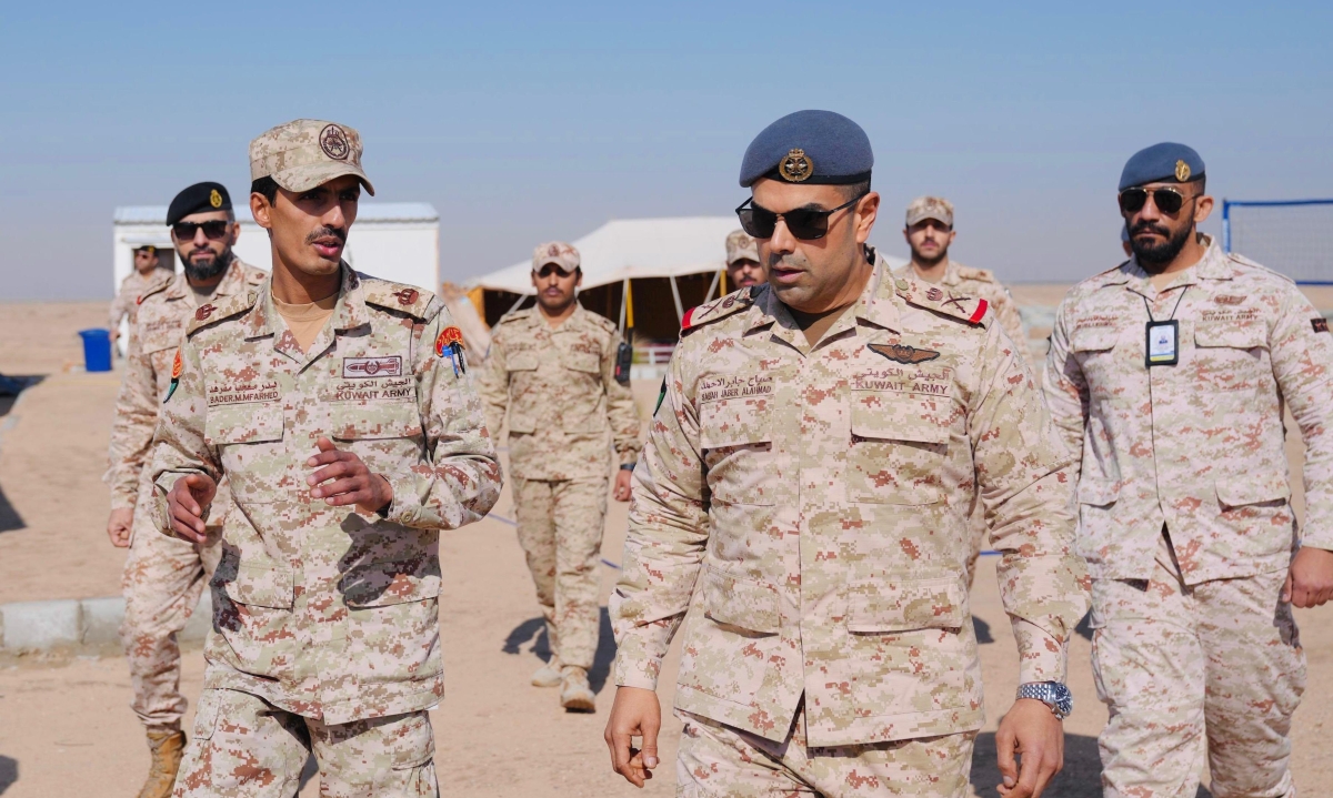 نائب رئيس الأركان خلال الجولة