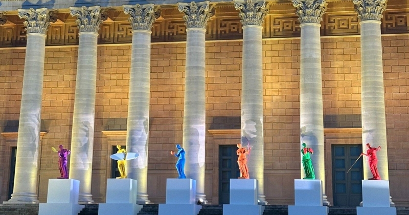 فرنسا بصدد حظر استخدام القاصرين منصات التواصل 