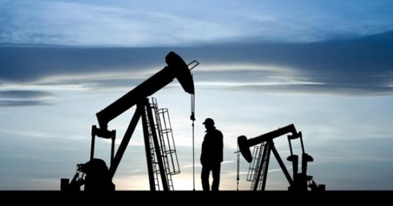 النفط يصعد لليوم الثالث على التوالي على وقع تهديدات ترامب لإيران 