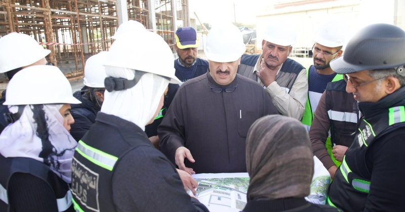 العوضي يتفقد الوفرة الصحي: الالتزام بالجودة والمواصفات الفنية المعتمدة. المركز يضم أقساماً طبية متكاملة ويتوقع افتتاحه خلال العام الجاري 