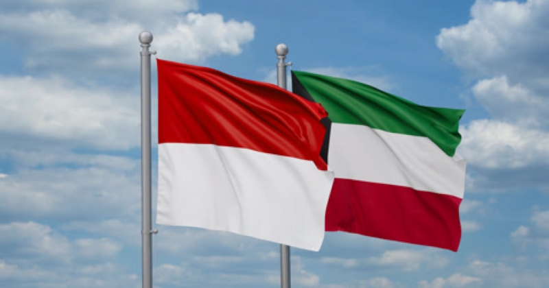 51 أسطوانة أكسجين ومستلزمات طبية من الكويت إلى مؤسسات صحية إندونيسية 