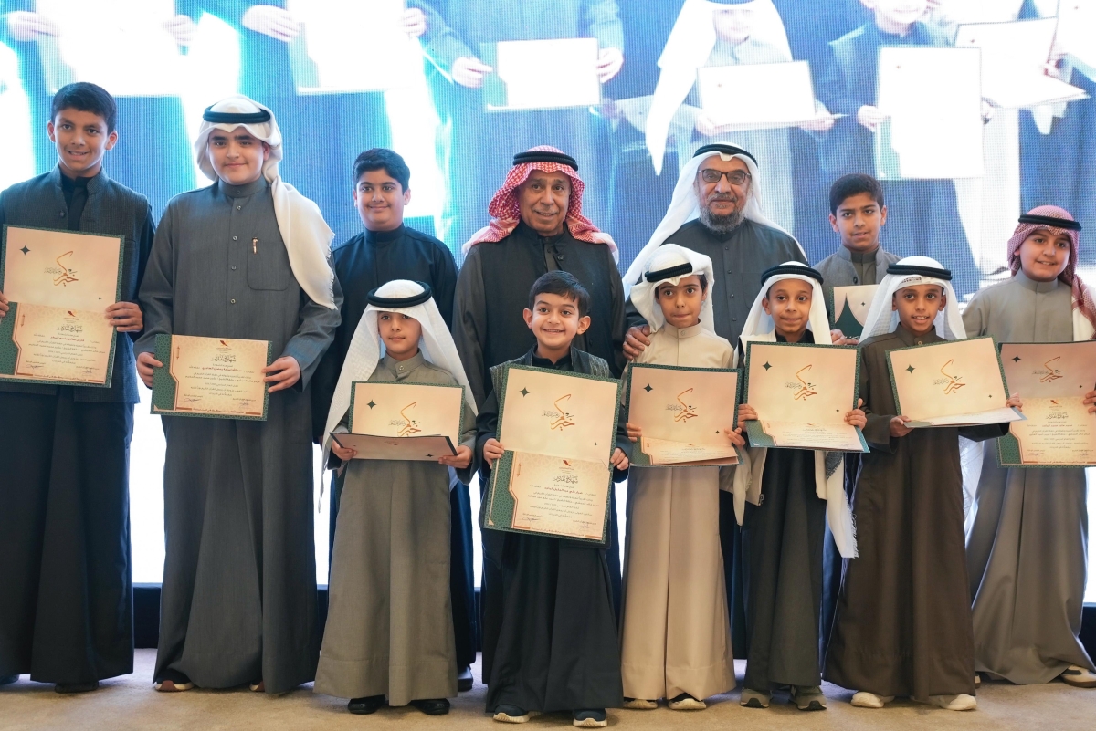 تكريم ثلة من الحفظة