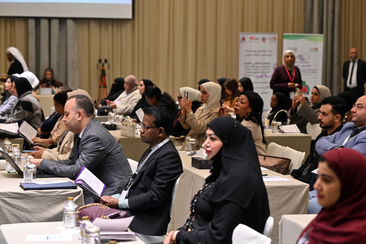 مشاركون في المؤتمر