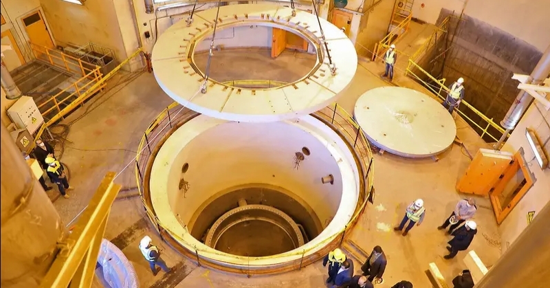 الكرملين يبحث نقل اليورانيوم من إيران إلى روسيا 