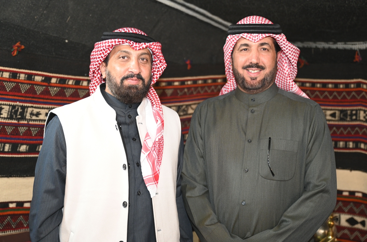 الزميل غانم السليماني مع المؤرخ نايف الحريجي