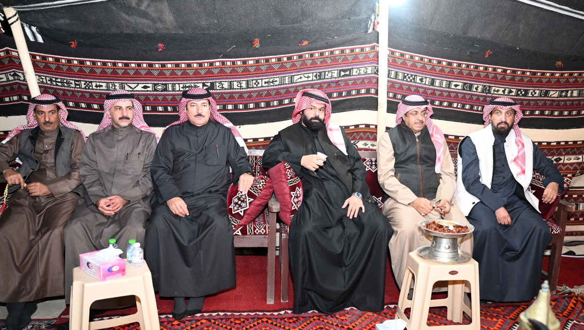 الضيوف في بيت الشعر 