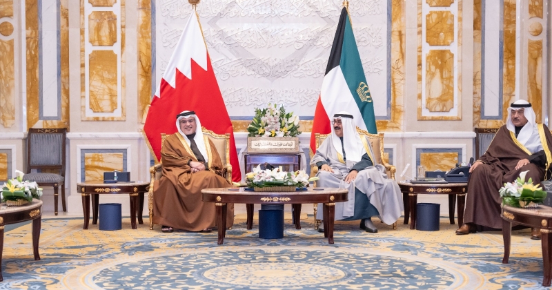 سمو الأمير يستقبل ولي العهد البحريني: مزيداً من التقدم والرخاء للمملكة وشعبها الشقيق. استعرضا القضايا ذات الاهتمام المشترك وآخر المستجدات على الساحتين الإقليمية والدولية 