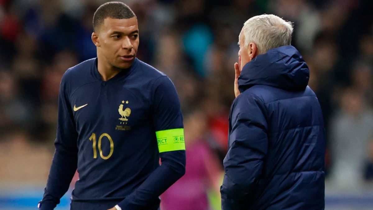 ديدييه ديشامب وكيليان مبابي  