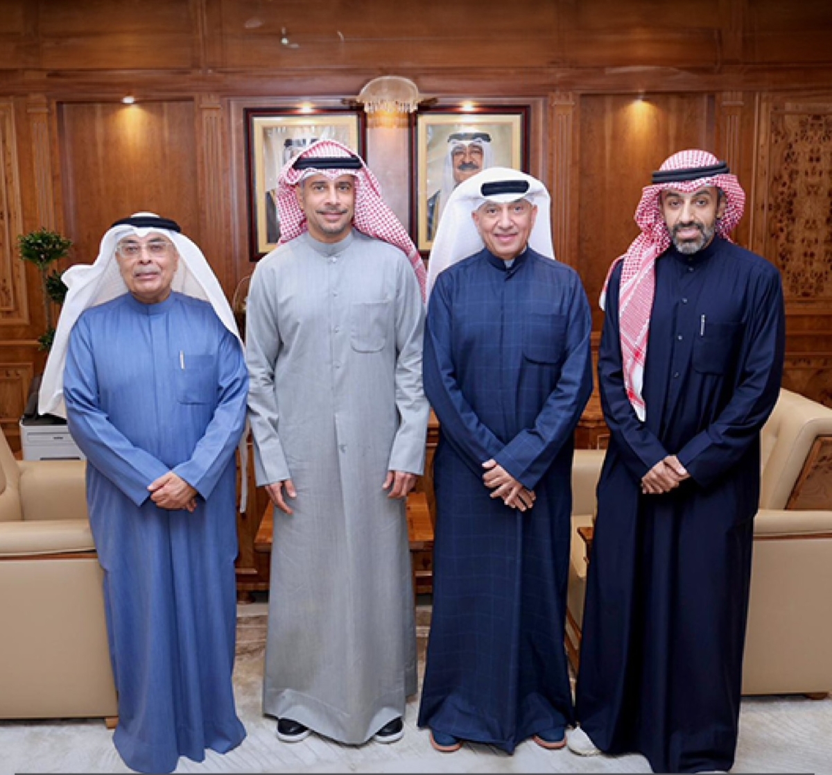 الجلاهمة متوسطاً مقصيد والهزيم