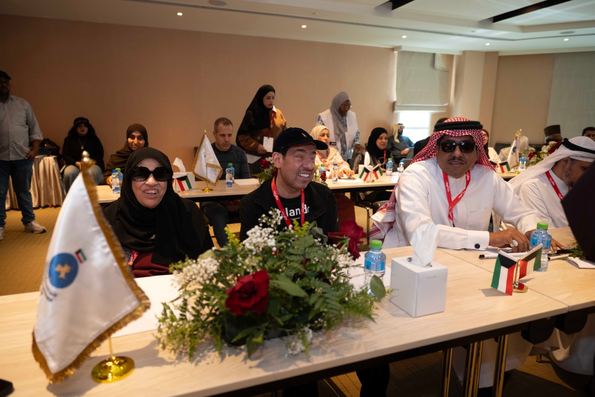  منصور العنزي مشاركاً في الفعالية