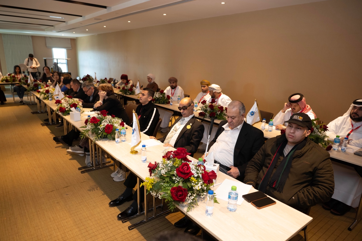 مشاركون في المؤتمر