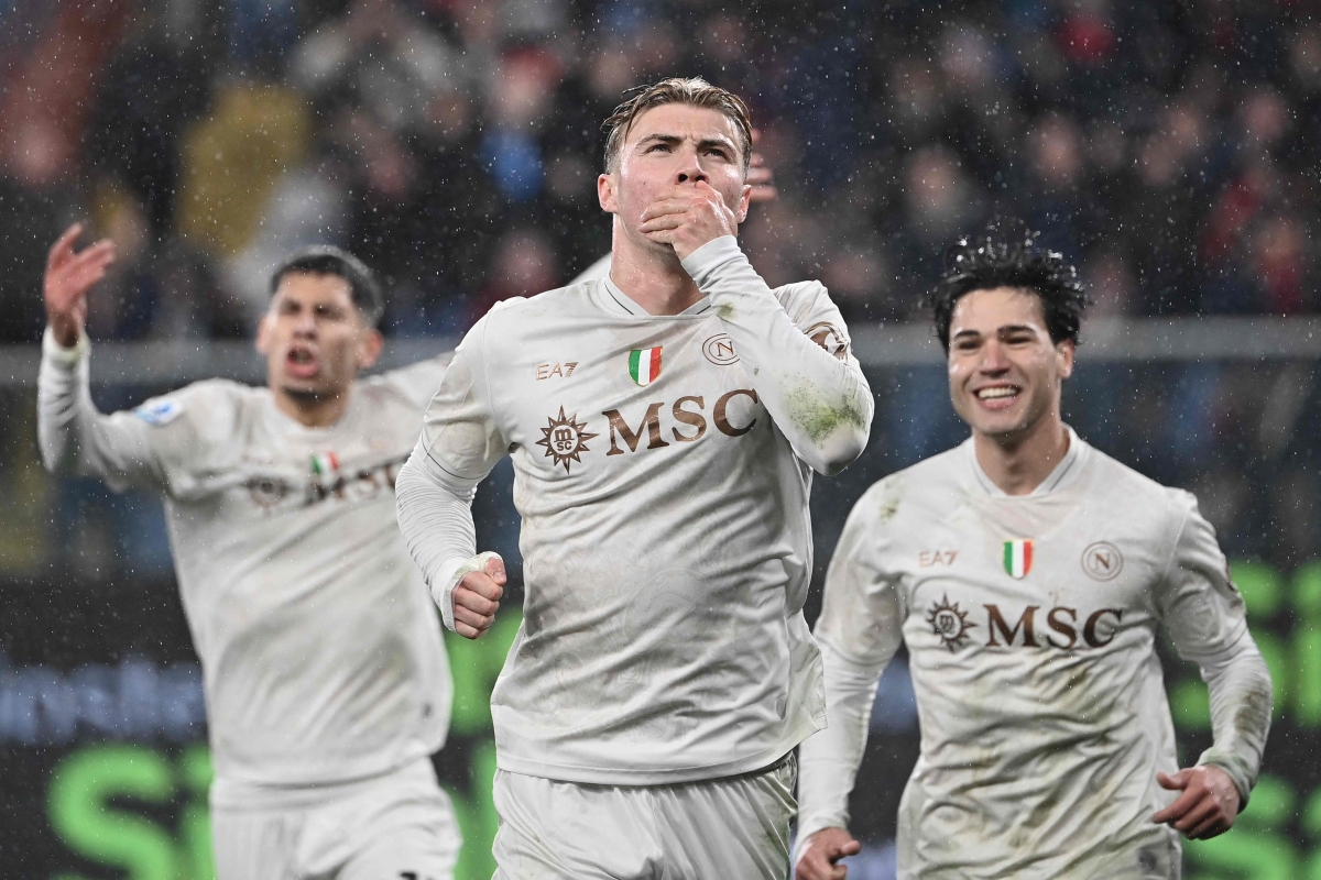  راسموس هويلوند محتفلاً بهدفه (أ ف ب)