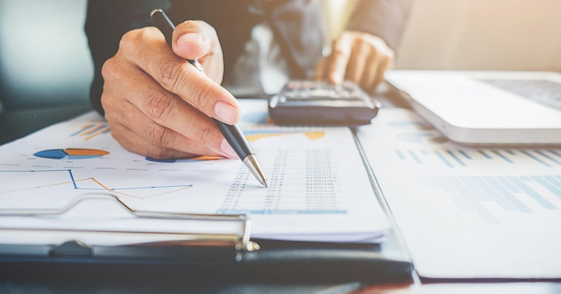 الكويت – تأكيد حكومي على إغلاق ملفات «إنهاء الخدمة».. إلكترونياً