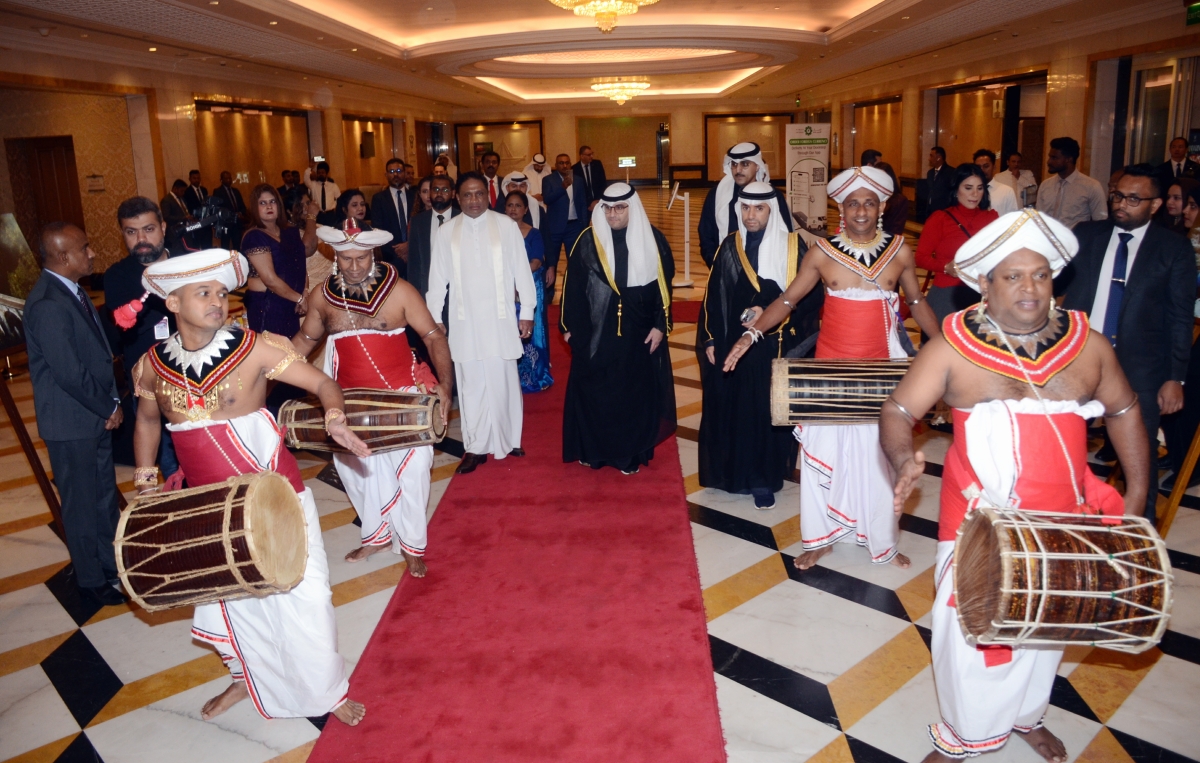 ترحيب فولكولوري على الطريقة السيلانية