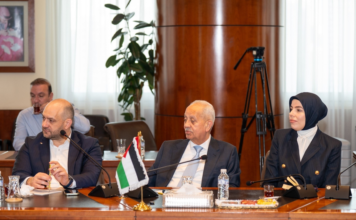 الجغبير والوفد المرافق 